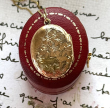 Load image into Gallery viewer, Antique Victorian 9ct Gold Aesthetic Engraved Ivy Locket. Small 2-Sided Oval Locket Pendant With Optional Chain. Love Token Locket Necklace
