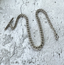 Carica l&#39;immagine nel visualizzatore di Gallery, Victorian Sterling Silver Single Albert Pocket Watch Chain. Antique 1891 Solid Silver Curb Link Watch Chain. Antique Watch Chain Bracelet
