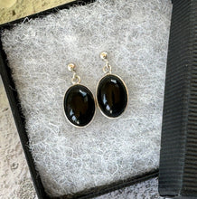 Load image into Gallery viewer, Vintage Sterling Silver Onyx Drop Classic Edwardian Style Earrings. Silver Bead Stud &amp; Black Gemstone Drop Earrings For Pierced Ears
