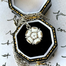 Cargar imagen en el visor de la galería, Vintage Sterling Silver &amp; Enamel English Tudor Rose Pendant Necklace. White Rose of York Charm Pendant On Original Chain. Minimalist Pendant
