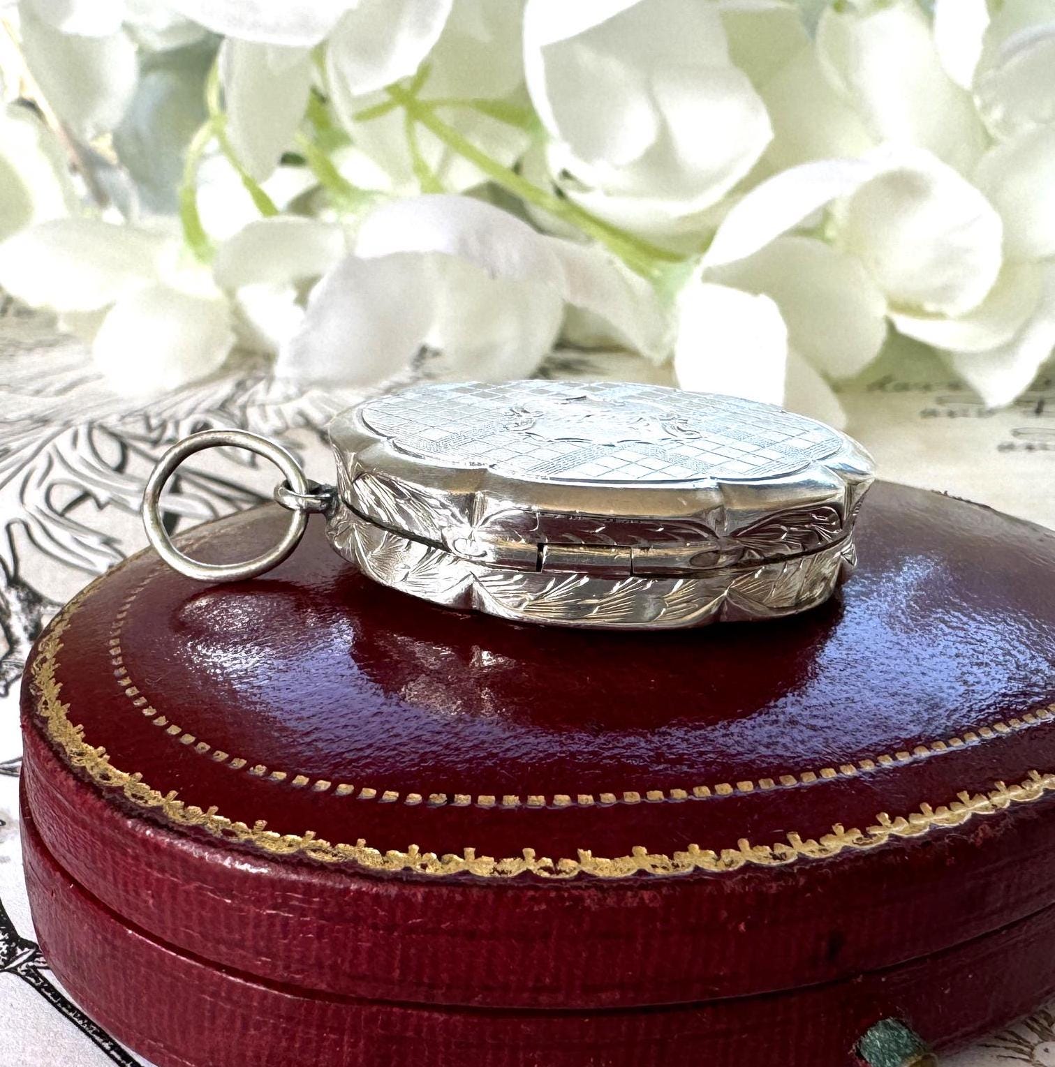 Superb Victorian Silver Vinaigrette Pendant, William & Edward Turnpenny, Birmingham 1847