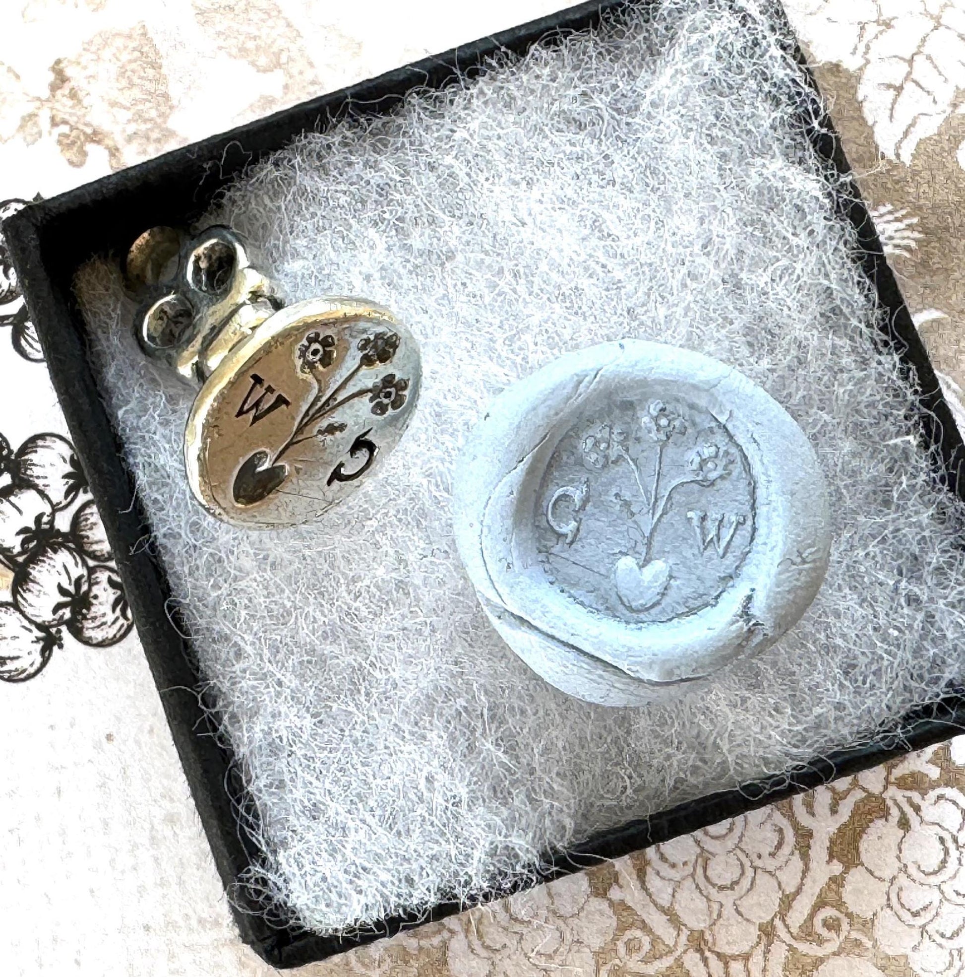 Antique 17th Century Solid Silver Heart & Rose Intaglio Seal Fob. Lady's Love Token Seal Pendant. Stuart/Jacobean Chessman Matrix Seal Fob