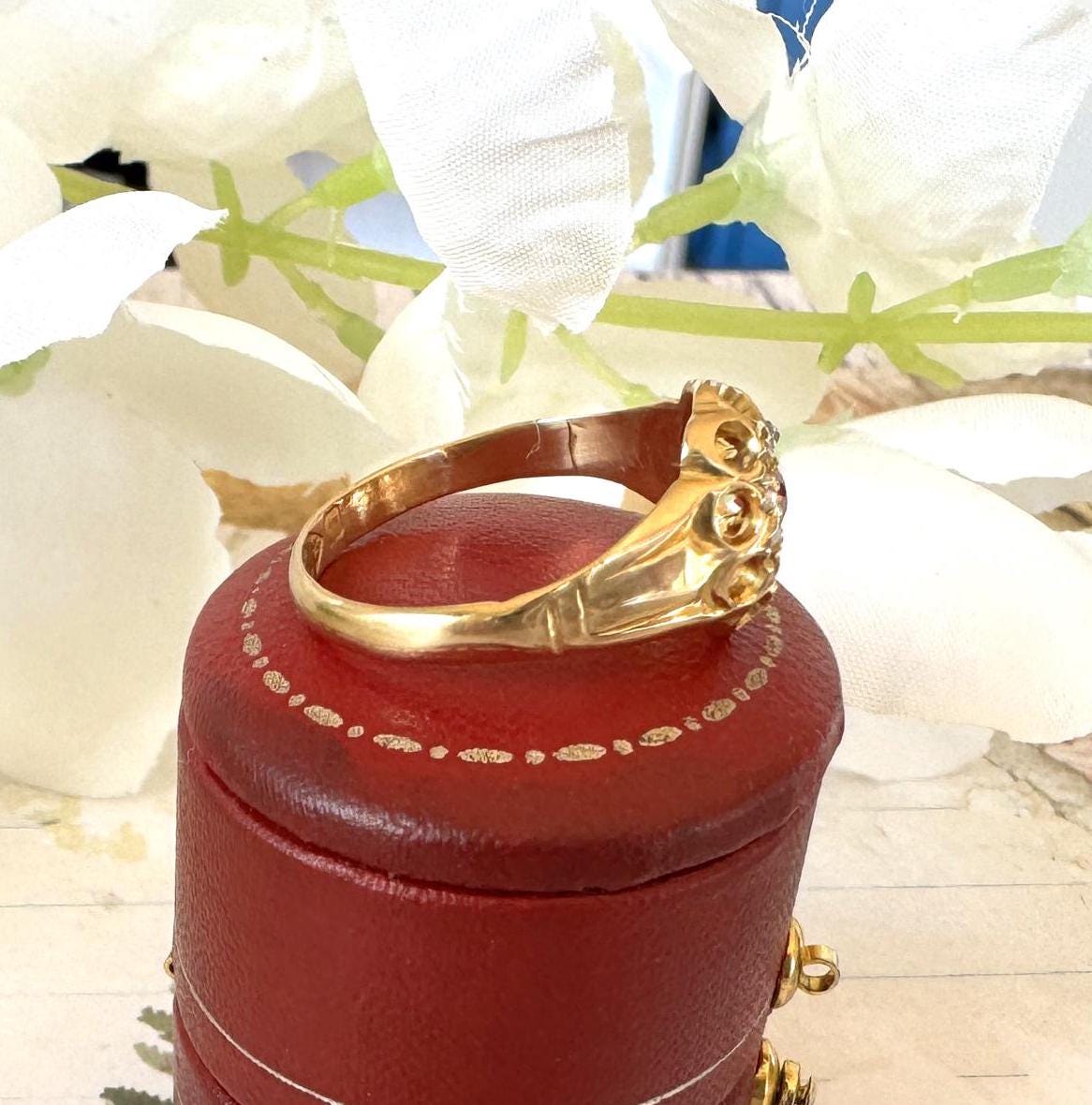 Antique 18ct Gold Ruby & Old Cut Diamond Cluster Ring