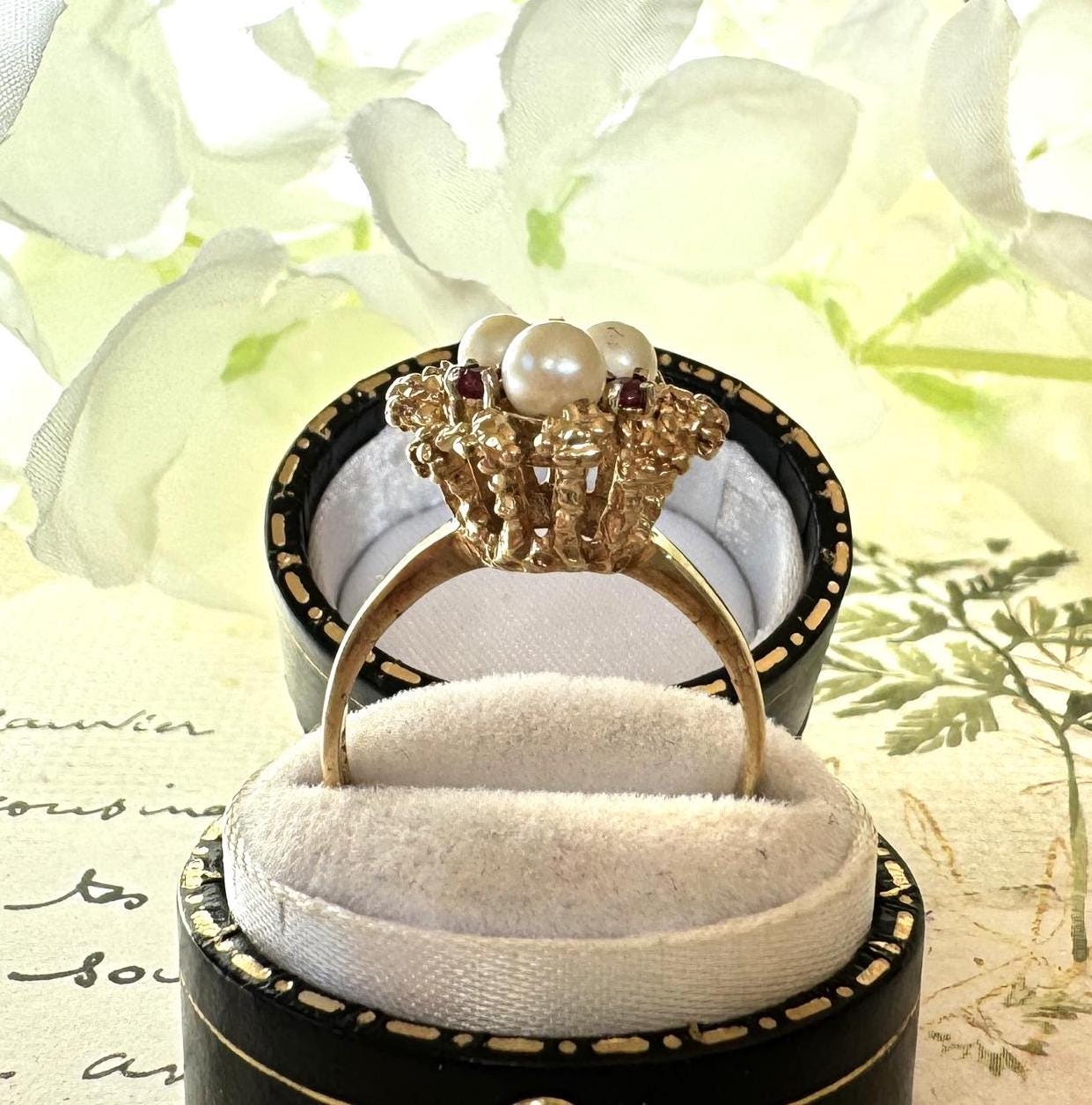 Vintage 9ct Gold Pearl & Ruby Birds Nest Cocktail Ring
