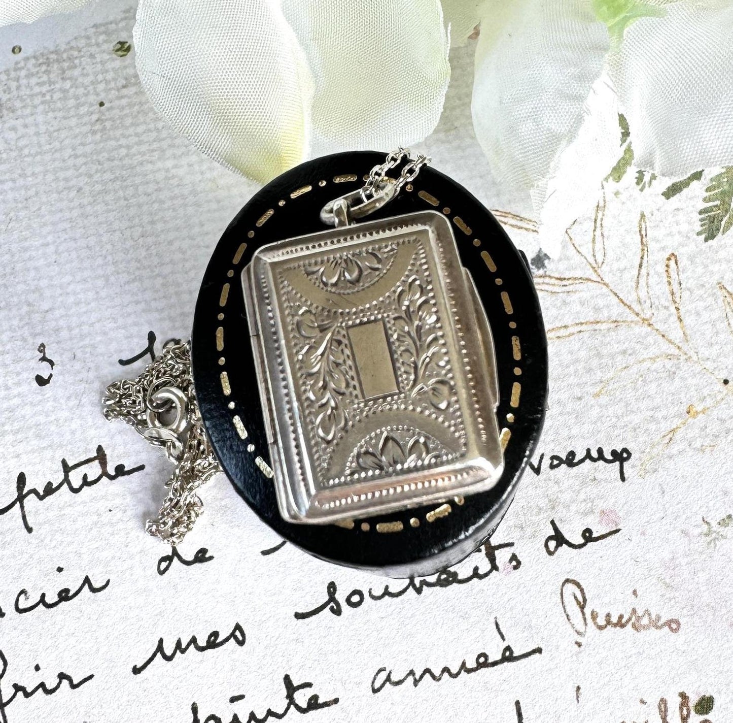 Rare Georgian Silver Tiny Miniature Book Vinaigrette Pendant, Ledsam & Vale, 1825