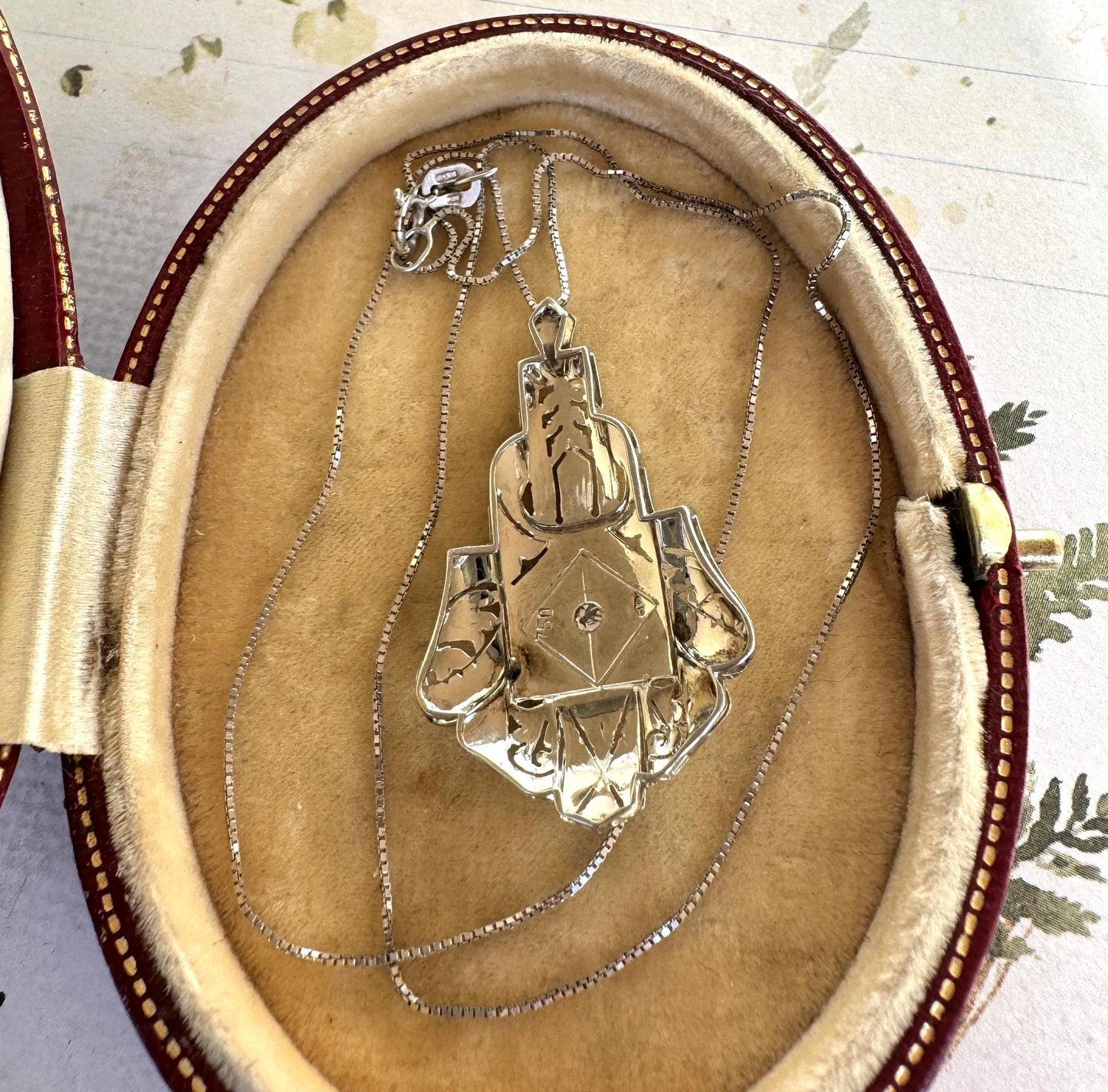 Antique Art Deco 18ct White Gold & Diamond Geometric Pendant Necklace. Edwardian Era Italian White Gold Diamond Pendant On Box Link Chain