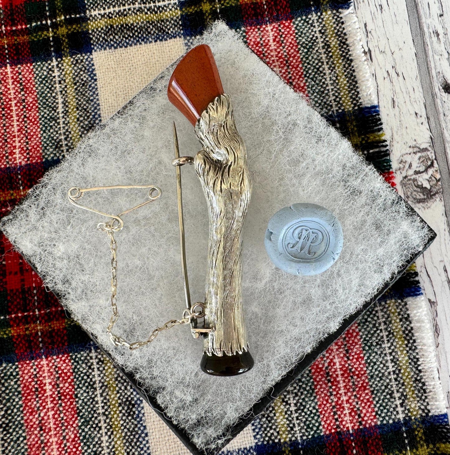 Rare Victorian Scottish Silver Kilt Pin - Stag Fetlock With Intaglio Seal
