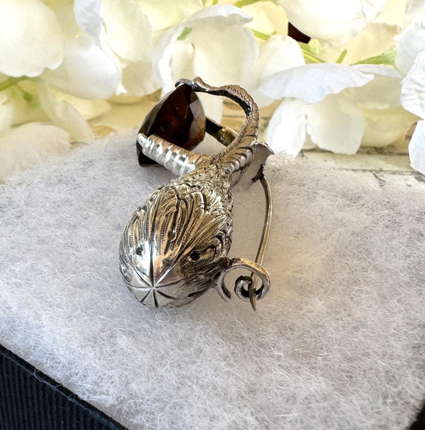 Antique Victorian Scottish Citrine Silver Grouse Claw Kilt Pin. 30ct Golden Brown Cairngorm Citrine Sterling Silver Statement Brooch