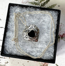 画像をギャラリービューアに読み込む, Vintage Sterling Silver Black Onyx Filigree Heart Pendant Necklace. Silver Open Work Pomander Style Puffy Love Heart Pendant &amp; Curb Chain
