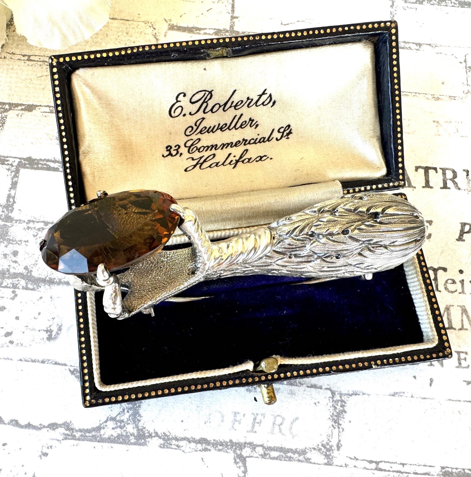 Antique Victorian Scottish Citrine Silver Grouse Claw Kilt Pin. 30ct Golden Brown Cairngorm Citrine Sterling Silver Statement Brooch