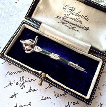 Charger l&#39;image dans la galerie, Antique Scottish Bloodstone &amp; Carnelian Sterling Silver Sword Brooch/Lapel Pin
