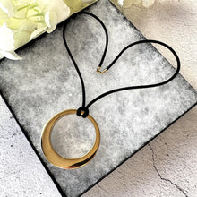 Load image into Gallery viewer, Vintage 14ct Yellow Gold Huge Circle/Donut Pendant Necklace. All Original 1980&#39;s Contemporary Designer Statement Necklace, Made In Israel.
