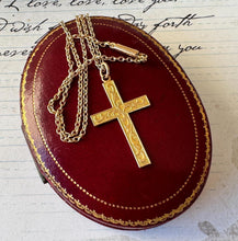 Cargar imagen en el visor de la galería, Antique Rolled Gold Engraved Fern Cross Pendant Necklace. Edwardian Yellow Gold Filled Engraved Acanthus Cross Pendant &amp; Period Chain
