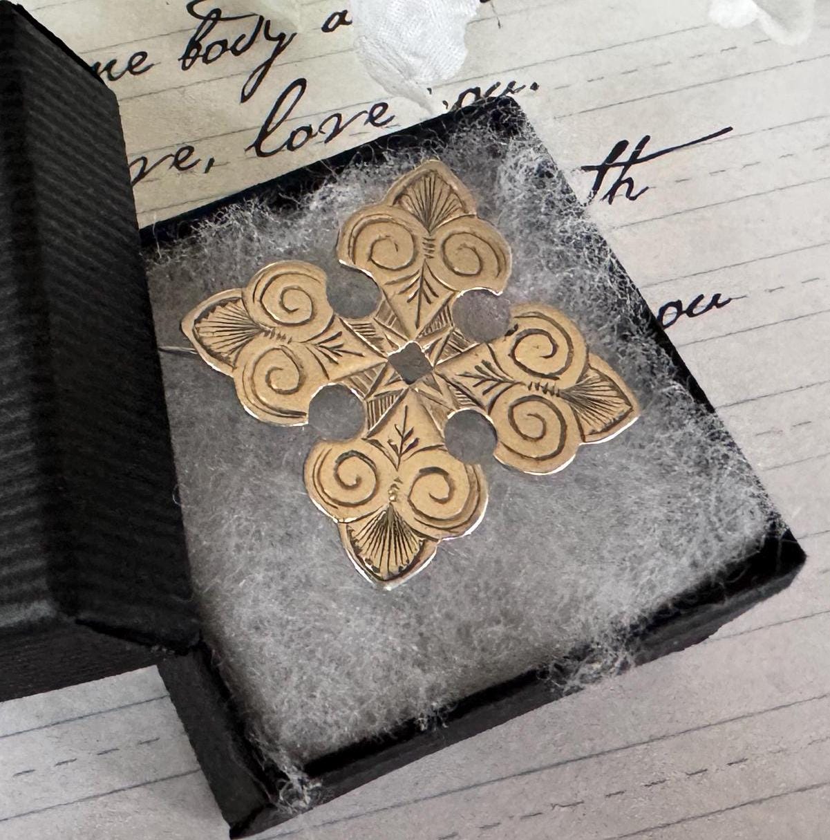 Victorian Sterling Silver Bottony Cross Brooch. Antique Renaissance Engraved Stock/Lapel/Cravat Pin. Small Medieval Heraldic Cross Brooch