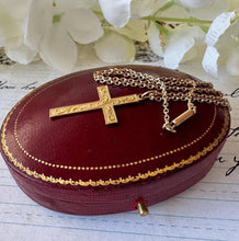 Cargar imagen en el visor de la galería, Antique Rolled Gold Engraved Fern Cross Pendant Necklace. Edwardian Yellow Gold Filled Engraved Acanthus Cross Pendant &amp; Period Chain
