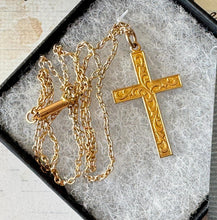 Cargar imagen en el visor de la galería, Antique Rolled Gold Engraved Fern Cross Pendant Necklace. Edwardian Yellow Gold Filled Engraved Acanthus Cross Pendant &amp; Period Chain
