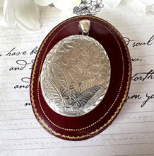 Charger l&#39;image dans la galerie, Antique Victorian Large Sterling Silver Photo Locket Pendant
