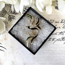 Cargar imagen en el visor de la galería, Vintage 1980&#39;s Attwood &amp; Sawyer Crystal and Enamel 22ct Gold Plated Bird of Paradise Brooch
