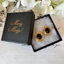 画像をギャラリービューアに読み込む, Antique Victorian Gold Vermeil &amp; Onyx Etruscan Revival Drop Earrings
