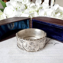 画像をギャラリービューアに読み込む, Antique Victorian Aesthetic Engraved Rose &amp; Lily Sterling Silver Bangle In Original Maroon Leather Drum Shaped Bracelet Case, Dated 1883
