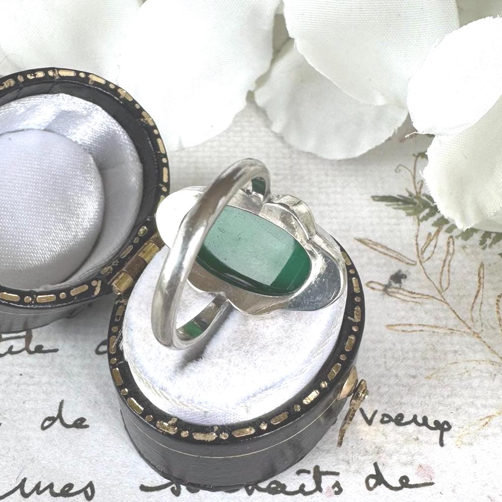 Art Deco Green Chrysoprase Cabochon Silver Ring