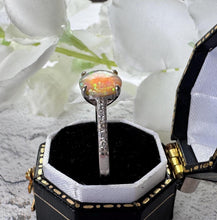 Cargar imagen en el visor de la galería, Vintage 2.0ct Rainbow Opal &amp; CZ Crystal Sterling Silver Solitaire Ring, Size N / 6-3/4
