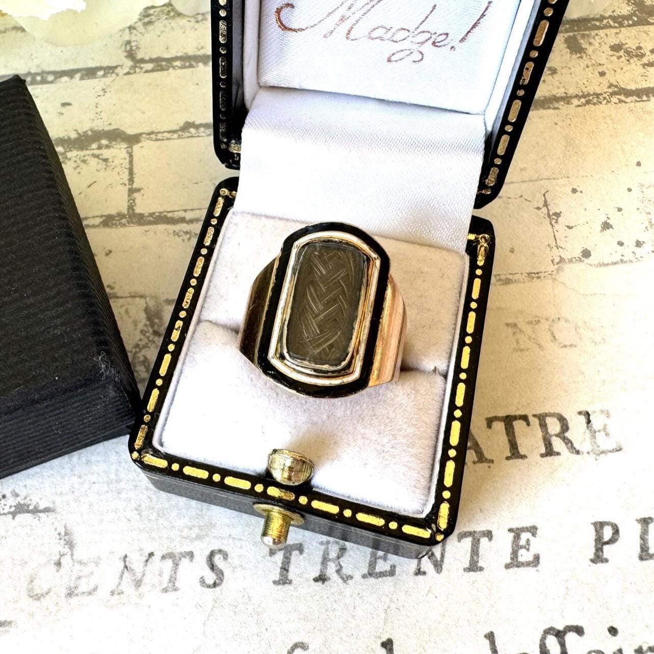 Georgian 18ct Gold Hairwork Mourning Ring Inscribed Lady Knatchbull 1799