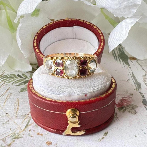 Georgian 18ct Gold Rare White & Pink Tourmaline Ring. Antique Engraved 18K Yellow Gold Rose-Cut Colour Change Gemstone Ring, Size R/ 8-1/2