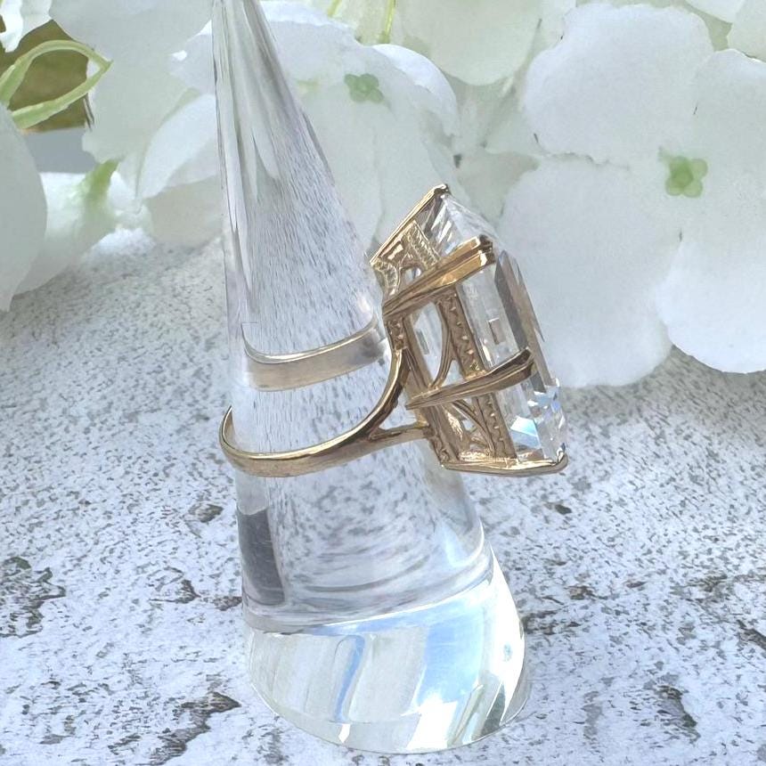 Vintage 9ct Gold 24ct Emerald Cut Rock Crystal Ring
