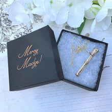 Lade das Bild in den Galerie-Viewer, Antique 15ct Gold &amp; Citrine Miniature Pencil Pendant. Victorian Engraved Yellow Gold Propelling Pencil Novelty Pendant, Optional Gold Chain
