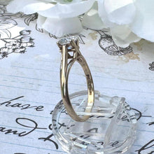 Load image into Gallery viewer, Vintage 9ct Yellow Gold Kiss Setting CZ Crystal 1.0ct Solitaire Ring. Classic 1980s Simulated Diamond Engagement Ring, Size UK O/ US 7
