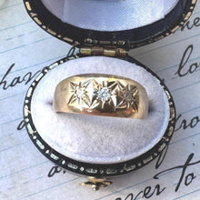 Charger l&#39;image dans la galerie, Vintage 9ct Gold 3-Stone Diamond Gypsy Ring. Victorian Style Bright-Cut Star Trilogy Band Ring. Yellow Gold Dome Ring, UK Size M, USA/6.5
