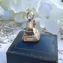 Cargar imagen en el visor de la galería, Antique Georgian 9ct Gold-Cased Intaglio Seal Fob Pendant. Yellow Gold Carved Carnelian Wax Seal Pendant/Charm. &quot;RW&quot; Monogram Intaglio Fob
