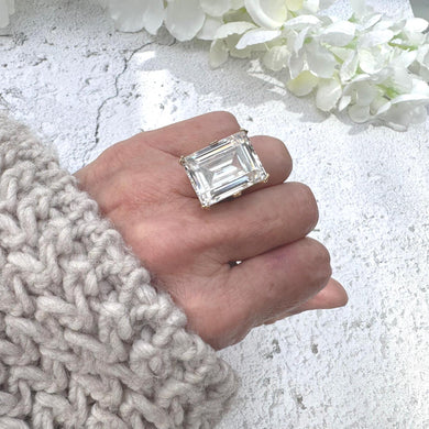Vintage 9ct Gold 24ct Emerald Cut Rock Crystal Ring