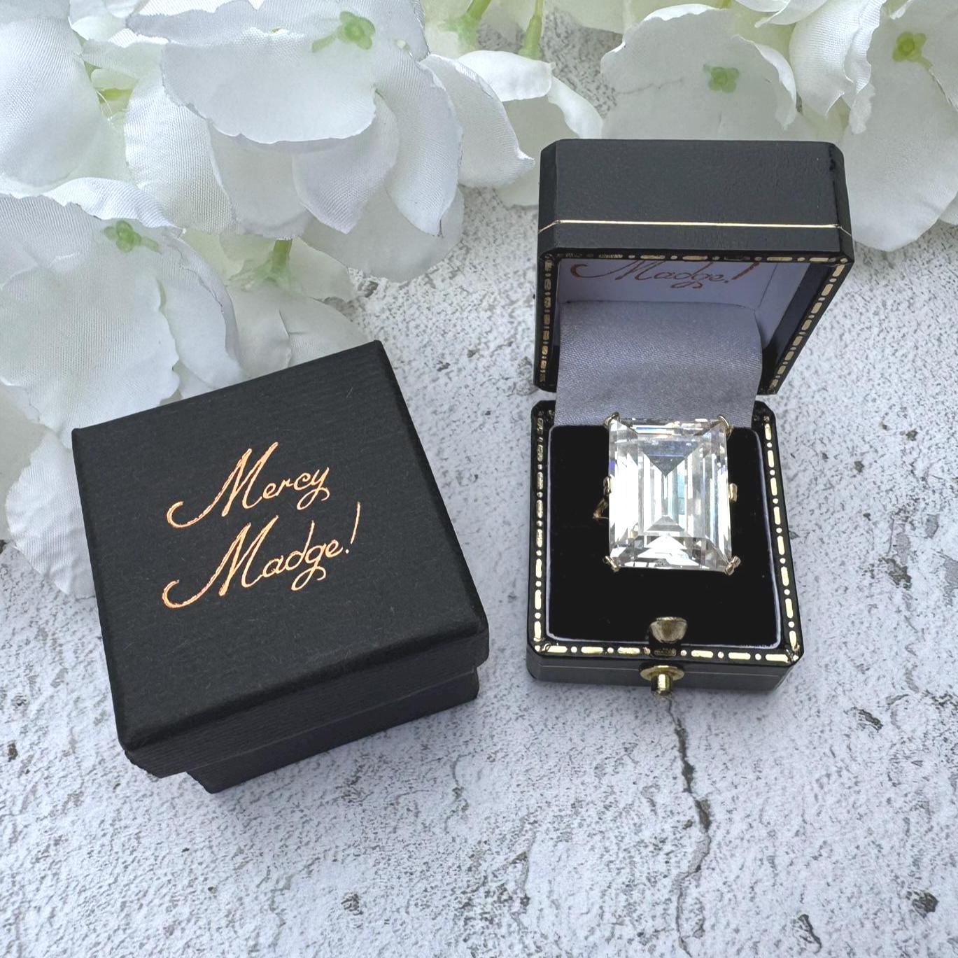 Vintage 9ct Gold 24ct Emerald Cut Rock Crystal Ring