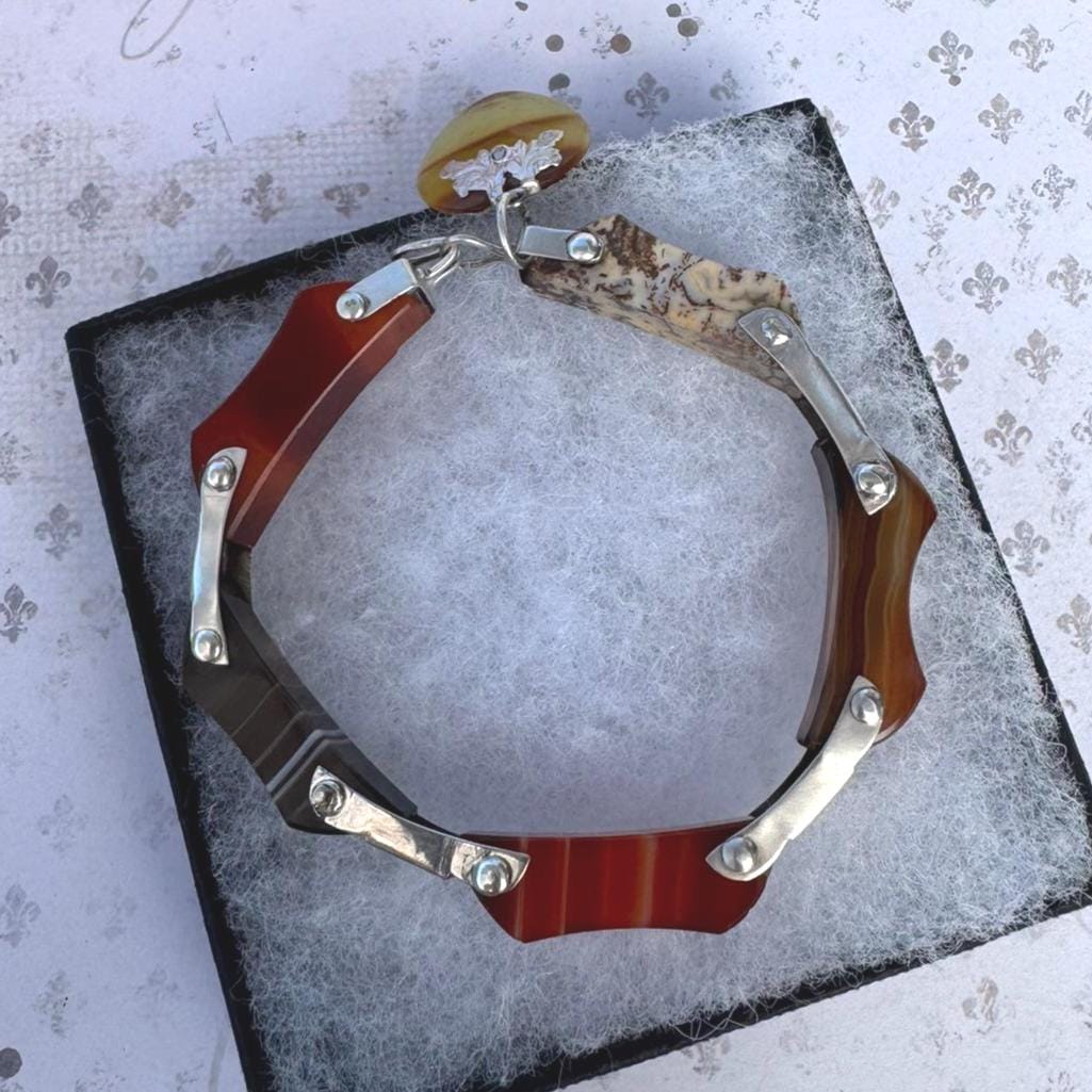 Antique Victorian Scottish Agate Sterling Silver Bracelet With Carved Heart Charm. Victorian Scottish Pebble Mixed Agate Jewellery