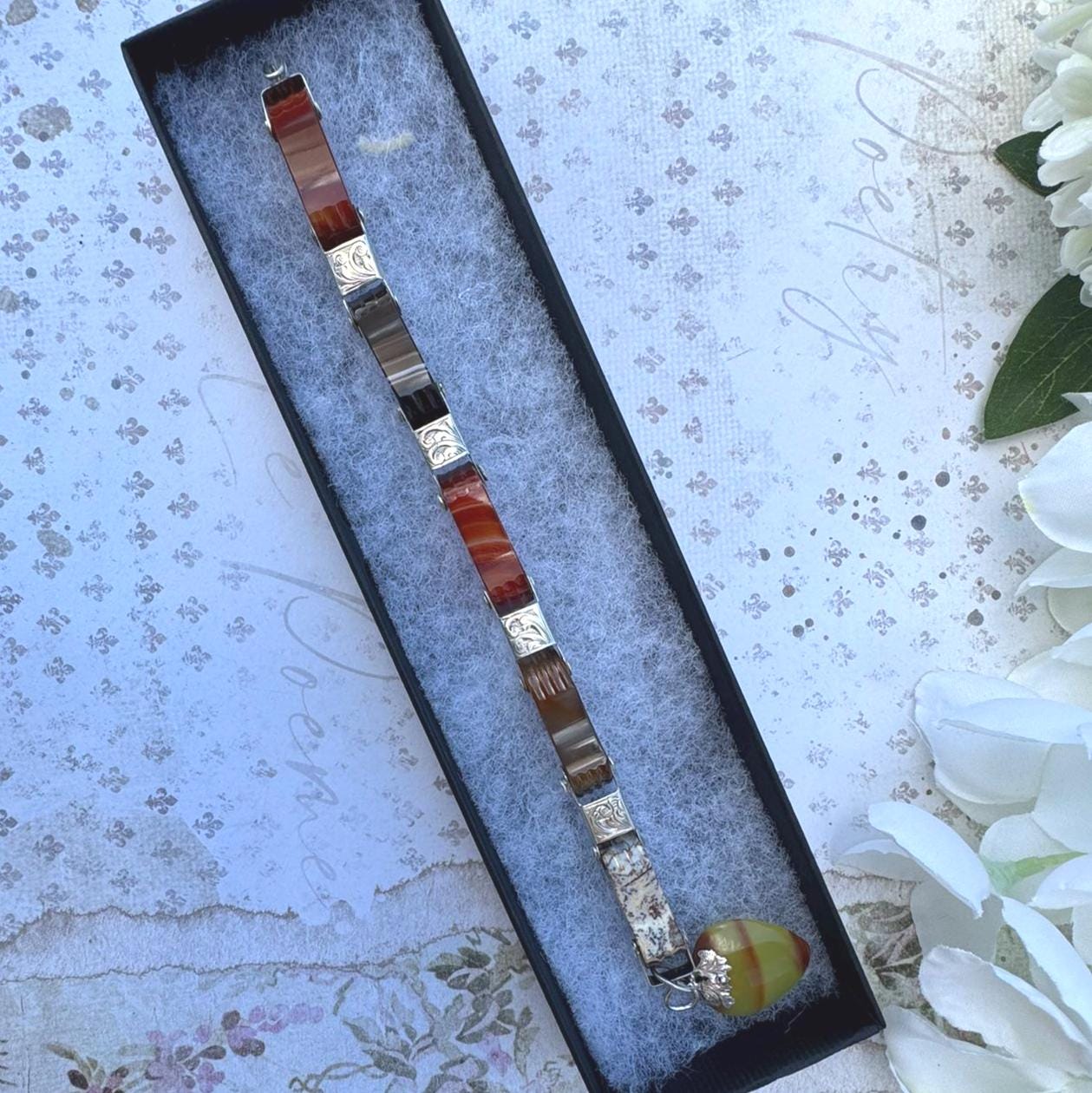 Antique Victorian Scottish Agate Sterling Silver Bracelet With Carved Heart Charm. Victorian Scottish Pebble Mixed Agate Jewellery