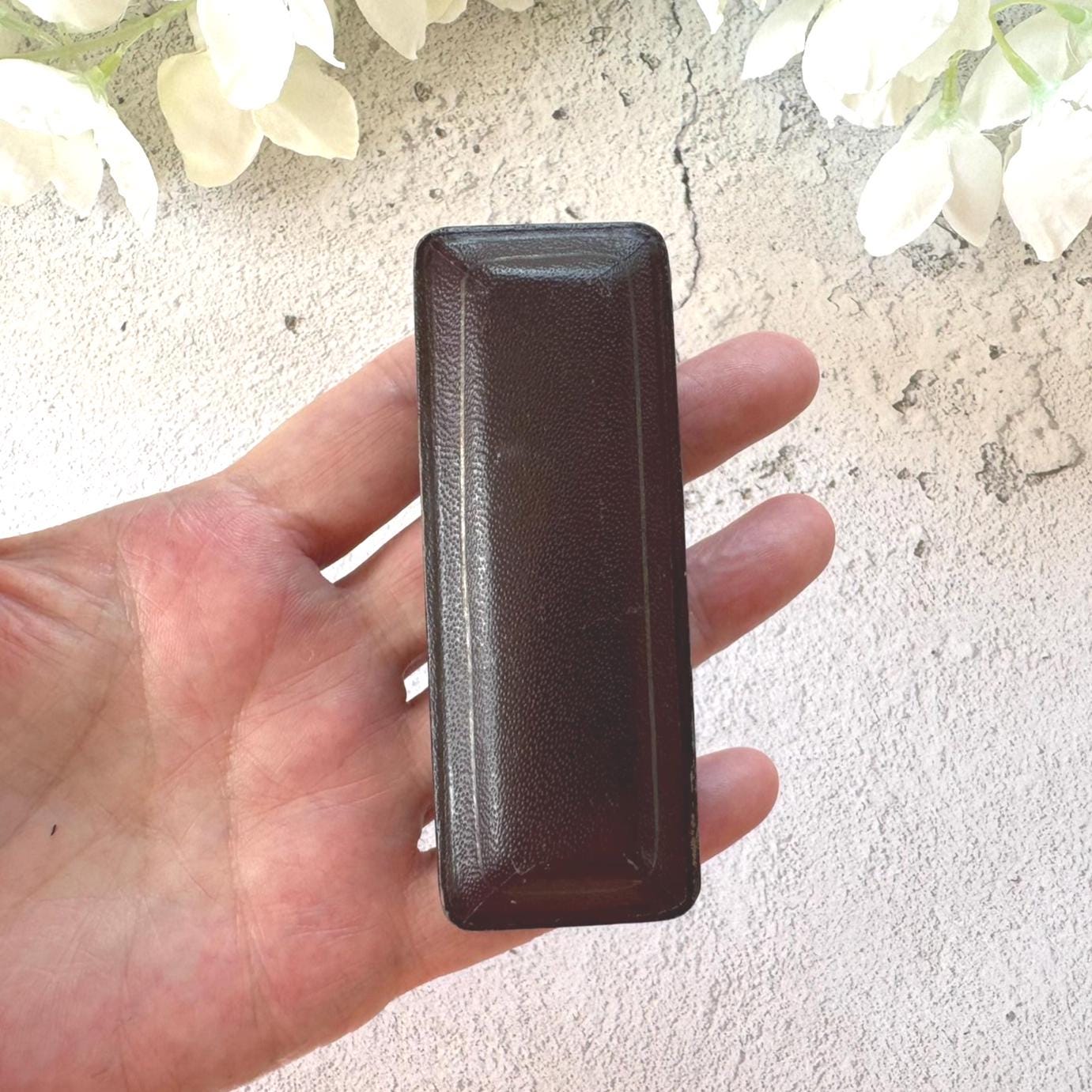 Quality Antique Maroon Leather & Blue Velvet Stick Pin Box. Long Coffin Shaped Jewellery Box For Display/Collection/Gift