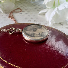 Lade das Bild in den Galerie-Viewer, Edwardian 9ct Gold Picture Pendant Locket Necklace, Dated 1903. Antique Rosy Gold Spectacle Setting Photo Pendant &amp; Belcher/Rolo Chain

