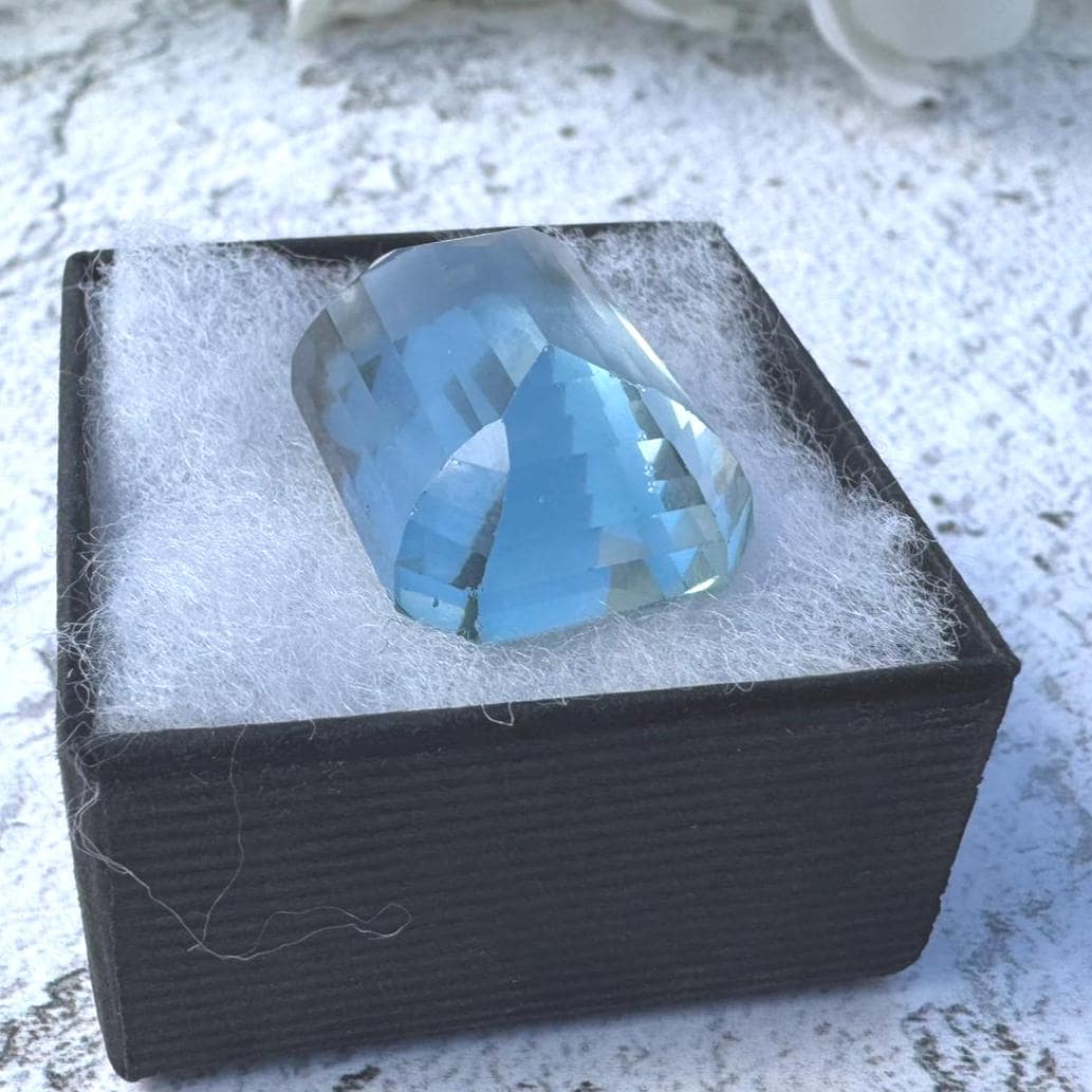 Exceptional 72.92ct London Blue Topaz, Emerald Cut Large Loose Gemstone, Vintage 1970s