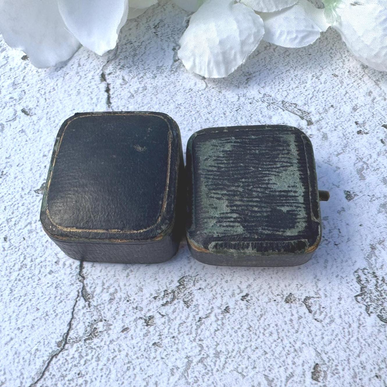 Antique Dark Blue Ring Box. English Jewellery Retailers Ring Box for Display Collection Gift or Engagement