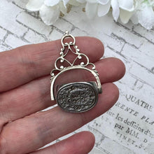 Charger l&#39;image dans la galerie, Early 18th Century Steel Swivel Matrix Triple Fob Seal, Coat-of-Arms Baron Löwen, Sweden 1730
