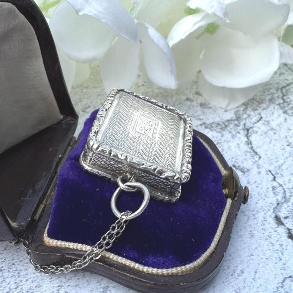 Superb Antique Georgian Sterling Silver Vinaigrette Pendant, John Bettridge Dated 1823. Alternative Antique Silver Keepsake Locket Pendant