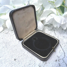 Lade das Bild in den Galerie-Viewer, Quality Antique Black &amp; Gold Tooled Leather Fitted Pendant/Fob/Medal/Pocket Watch Box. Vintage Square Jewellery Box Case For Display/Gift
