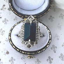 画像をギャラリービューアに読み込む, Antique Art Deco 935 Silver Sugar-Loaf Cut Lapis Lazuli Cocktail Ring, Germany. 1920s Egyptian Revival Statement Cocktail Ring, Size M/6.25
