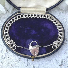 Carica l&#39;immagine nel visualizzatore di Gallery, Vintage Georg Jensen Silver Curb Chain Bracelet With Heart Padlock Clasp, Dated 1970. Victorian Style Sterling Silver Sweetheart Bracelet
