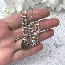 Carica l&#39;immagine nel visualizzatore di Gallery, Vintage Georg Jensen Silver Curb Chain Bracelet With Heart Padlock Clasp, Dated 1970. Victorian Style Sterling Silver Sweetheart Bracelet
