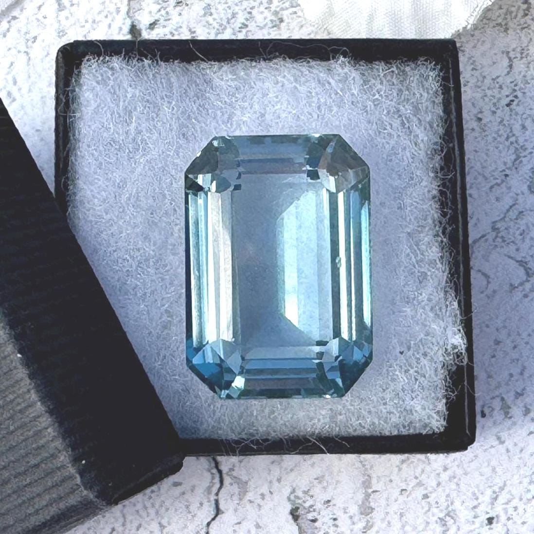 Exceptional 72.92ct London Blue Topaz, Emerald Cut Large Loose Gemstone, Vintage 1970s