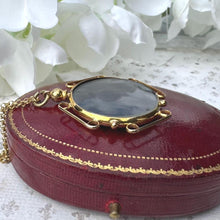 Cargar imagen en el visor de la galería, Antique Edwardian Rolled Gold Breloque Picture Pendant Locket With Photo. Yellow Gold Double Sided Glass Shaker/Keepsake Pendant &amp; Chain
