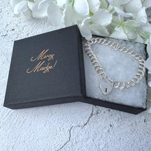 Carica l&#39;immagine nel visualizzatore di Gallery, Vintage Georg Jensen Silver Curb Chain Bracelet With Heart Padlock Clasp, Dated 1970. Victorian Style Sterling Silver Sweetheart Bracelet
